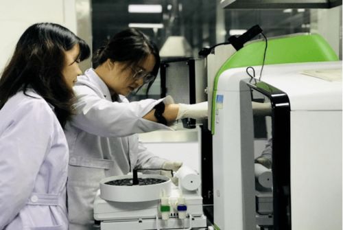 黨史學(xué)習(xí)教育丨食品藥品檢測(cè)中心立足 四個(gè)一 提升服務(wù)效能